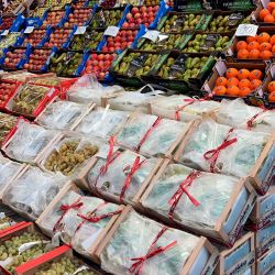 Cajas con frutas y verduras